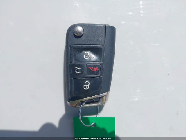 3VWH17AU1HM541865 Volkswagen 1.8 tsi
