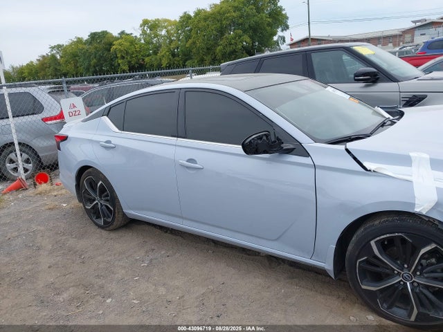 Nissan 2023 2023 1N4BL4CV5PN317922 Image 13