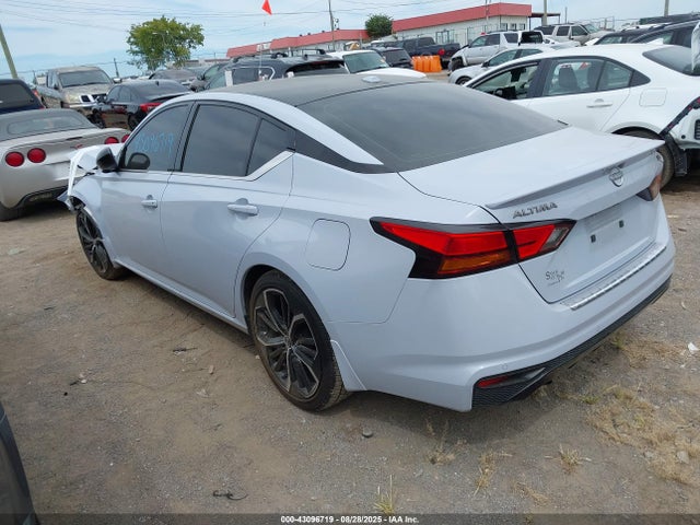 Nissan 2023 2023 1N4BL4CV5PN317922 Image 3