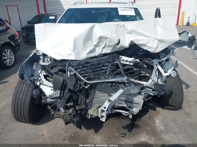 2024 CADILLAC XT4 1GYFZCR40RF211713 Photo 5