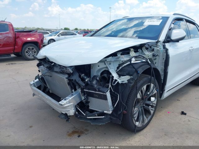 2025 AUDI Q8 WA1EVBF1XSD005800 Photo 5