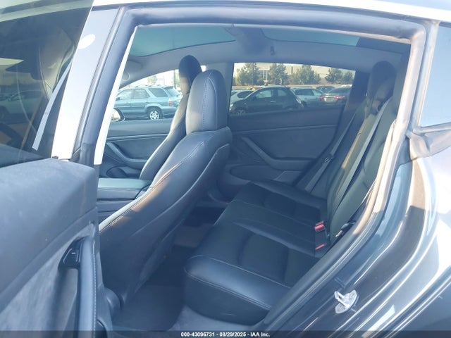 Tesla MODEL 3 2019 5YJ3E1EA8KF426920 Image 8
