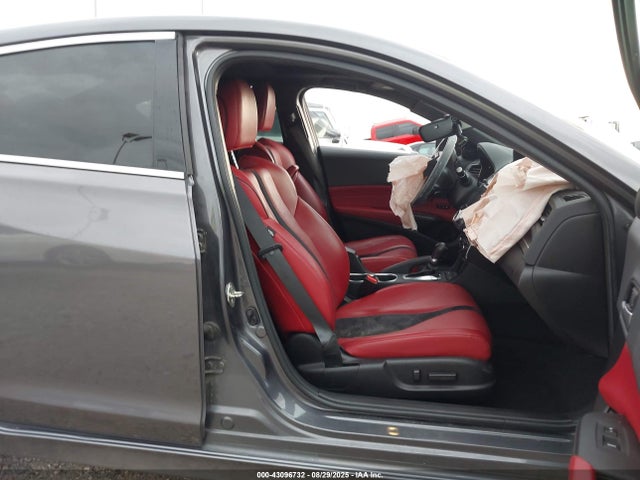 Продаж на аукціоні авто 2019 Acura Ilx Premium   A-spec Packages/technology   A-spec Packages, vin: 19UDE2F83KA001878, номер лоту: 43096732
