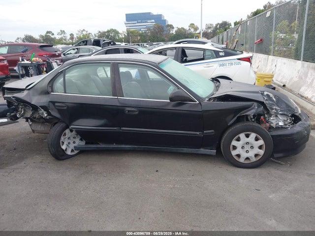 Продажа на аукционе авто 1998 Honda Civic Lx, vin: JHMEJ6677WS017027, номер лота: 43096789