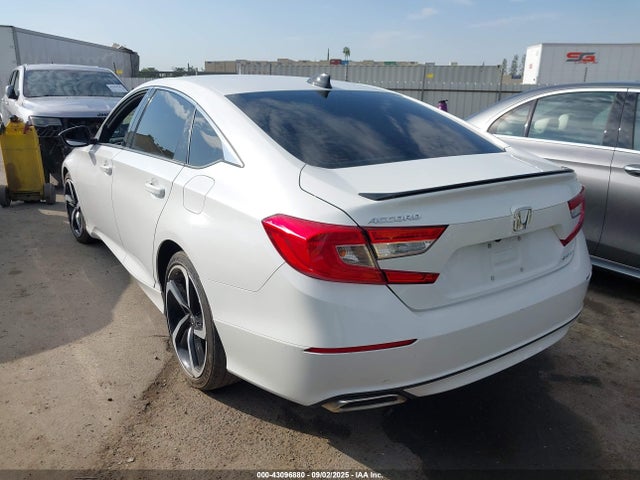 Honda l15be 2021 1HGCV1F32MA016160 Image 3