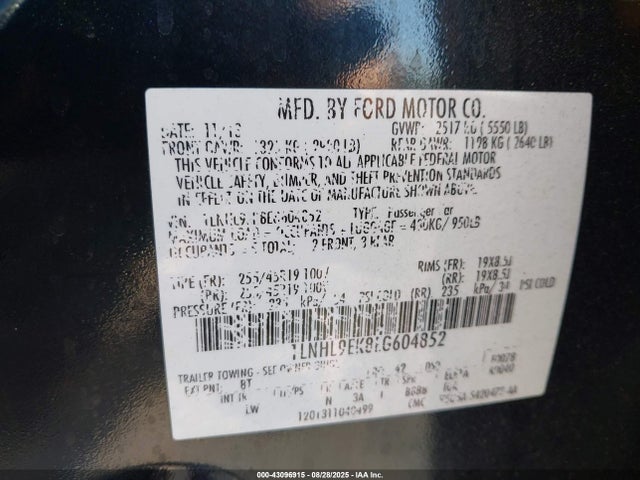 1LNHL9EK8EG604852 Lincoln MKS