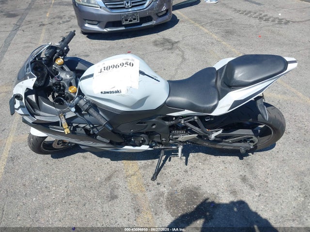 Kawasaki Ninja Zx-4rr 2025 ML5ZXCS19SDA41956 Image 13