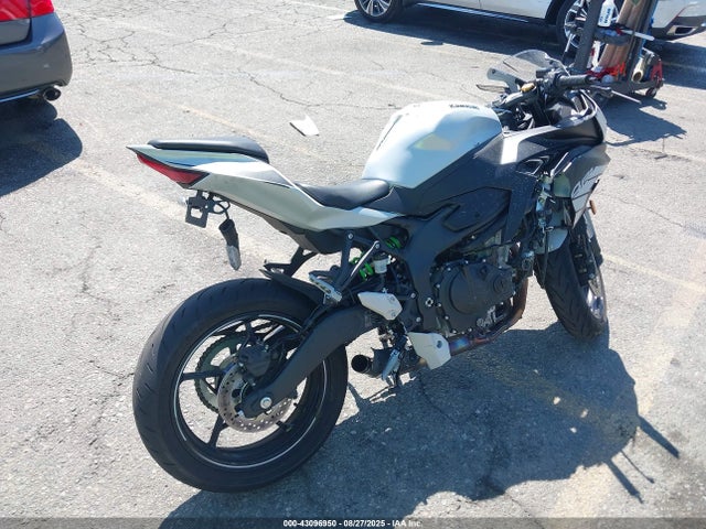 Kawasaki Ninja Zx-4rr 2025 ML5ZXCS19SDA41956 Image 4