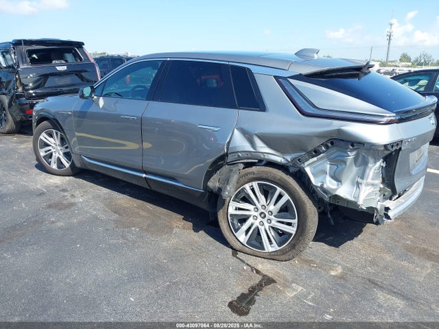 2024 CADILLAC LYRIQ 1GYKPMRK3RZ134343 Photo 2