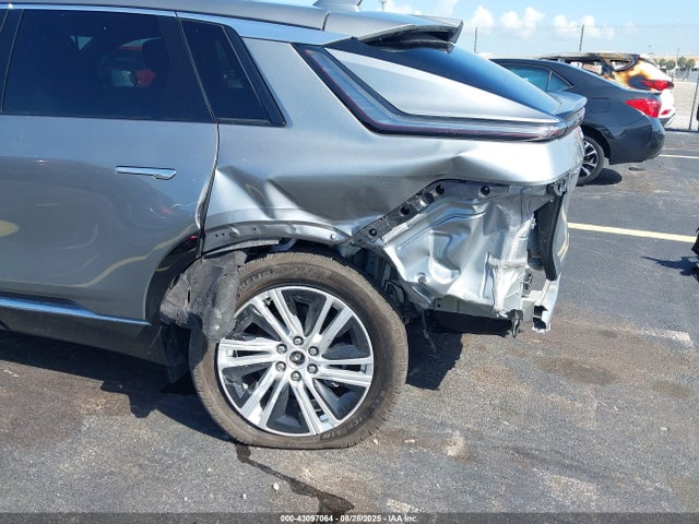 2024 CADILLAC LYRIQ 1GYKPMRK3RZ134343 Photo 5