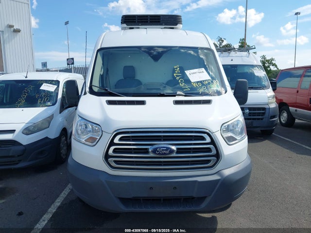 Ford Transit 2018 1FTYR2CM6JKB12746 Image 12