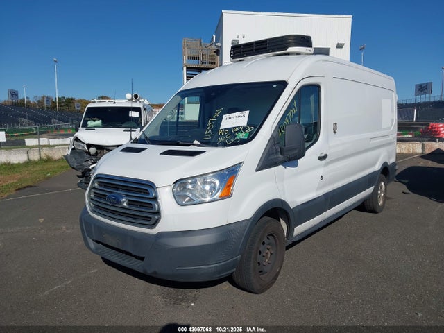Ford Transit 2018 1FTYR2CM6JKB12746 Image 2