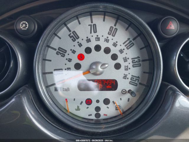 2005 MINI COOPER WMWRF33415TG11988 Photo 6
