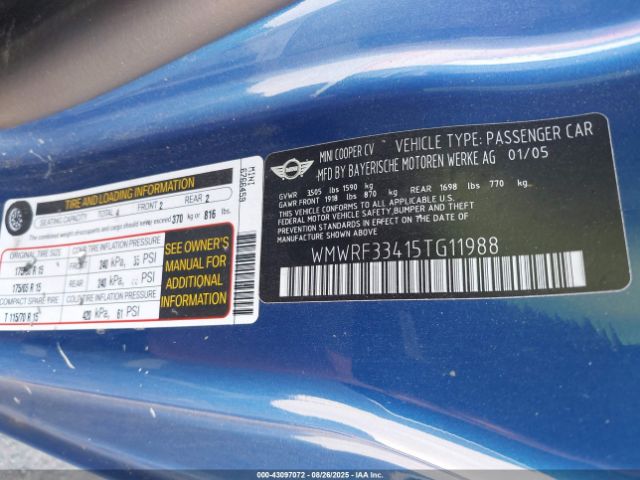 2005 MINI COOPER WMWRF33415TG11988 Photo 8