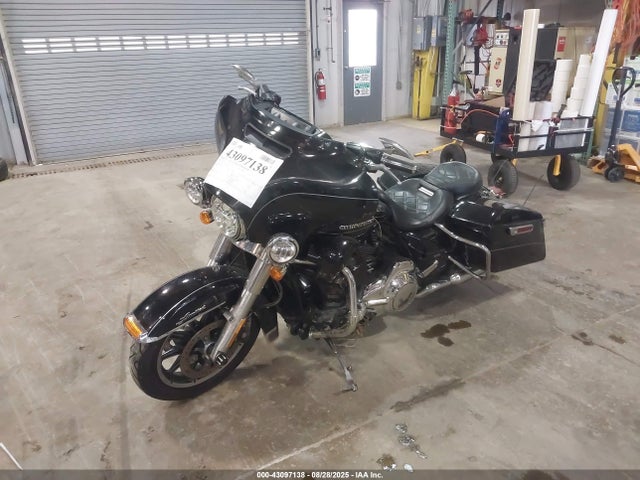 2016 HARLEY-DAVIDSON FLHTK 1HD1KEL13GB672809 Photo 1