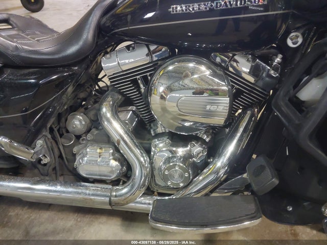 2016 HARLEY-DAVIDSON FLHTK 1HD1KEL13GB672809 Photo 7