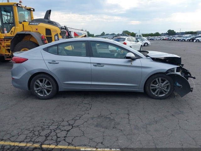 Hyundai Elantra 2017 5NPD84LF4HH067006 Image 14