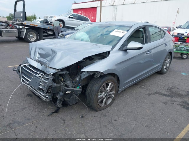 Hyundai Elantra 2017 5NPD84LF4HH067006 Image 2