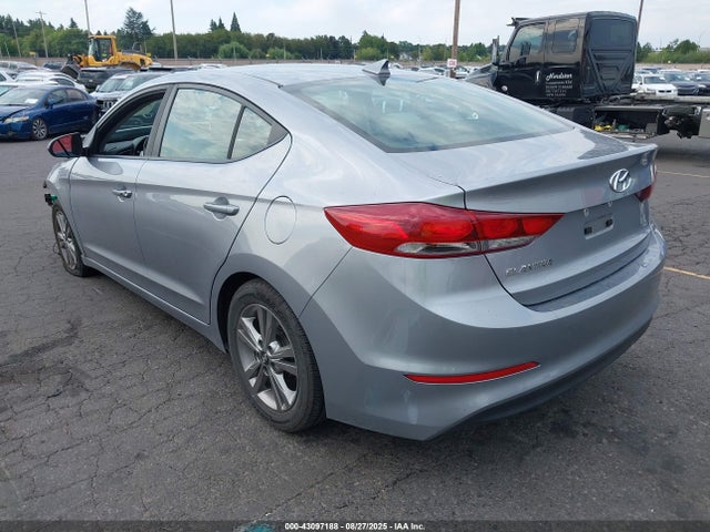 Hyundai Elantra 2017 5NPD84LF4HH067006 Image 3