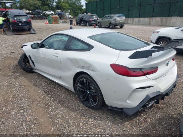 2023 BMW 840 WBAAE2C05PCL65700 Photo 2