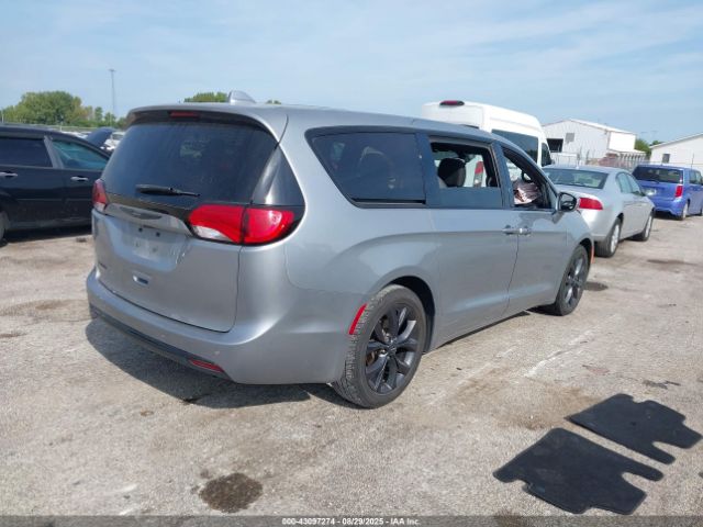 2019 CHRYSLER PACIFICA 2C4RC1FG7KR609944 Photo 3