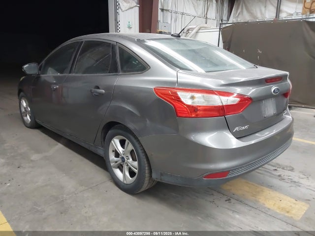 Ford Focus 2014 1FADP3F25EL300328 Image 3