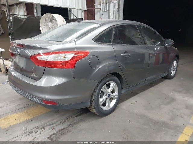 Ford Focus 2014 1FADP3F25EL300328 Image 4