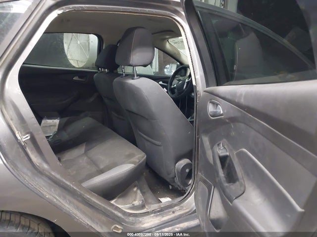 Ford Focus 2014 1FADP3F25EL300328 Image 8