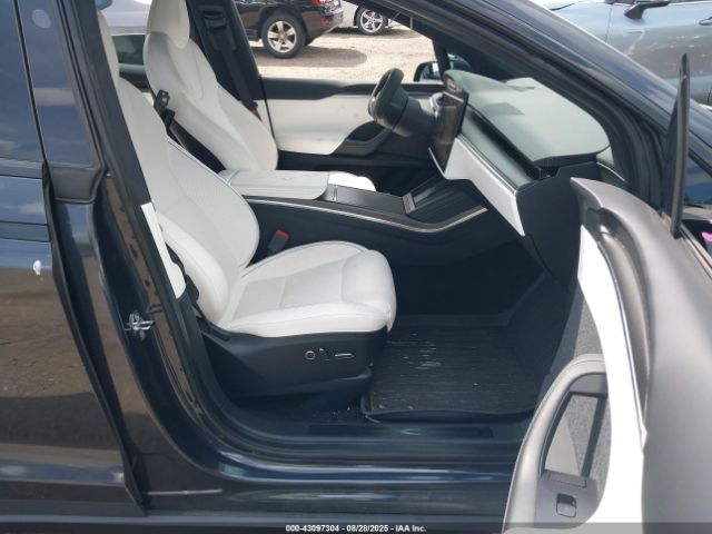 2023 TESLA MODEL X 7SAXCBE60PF431371 Photo 4