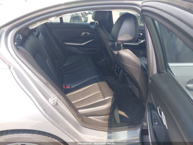 2023 BMW 330I 3MW69FF09P8D49956 Photo 7