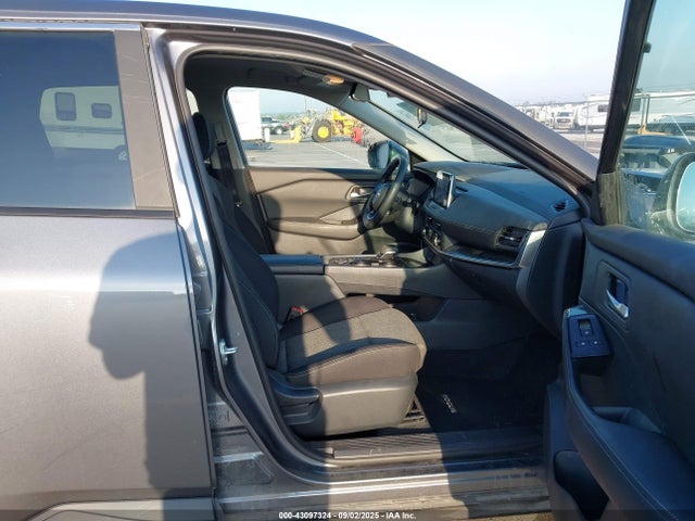 43097324 :رقم المزاد ، 5N1BT3BBXRC757592 vin ، 2024 Nissan Rogue Sv Intelligent Awd مزاد بيع