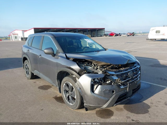 43097324 :رقم المزاد ، 5N1BT3BBXRC757592 vin ، 2024 Nissan Rogue Sv Intelligent Awd مزاد بيع