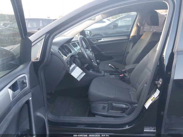 3VW117AU7GM016874 Volkswagen 1.8 tsi