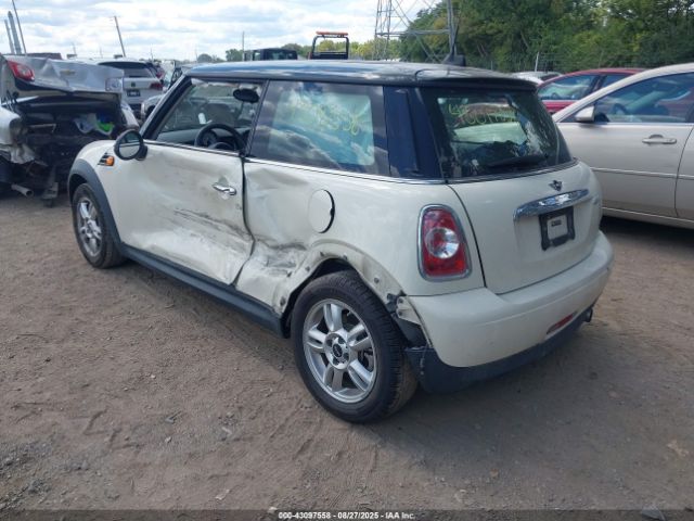 2012 MINI COOPER WMWSU3C54CT368767 Photo 2