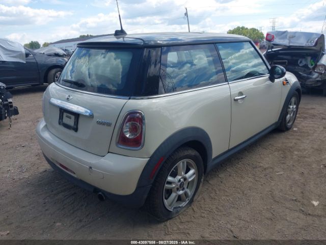 2012 MINI COOPER WMWSU3C54CT368767 Photo 3