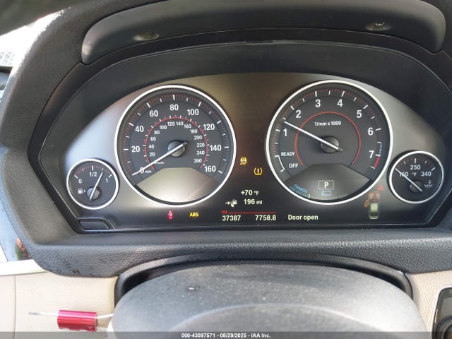 BMW 330e 2018 WBA8E1C55JA178190 Image 7