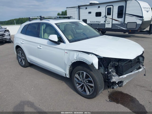 2023 AUDI Q5 WA1EAAFY1P2180619 Photo 0