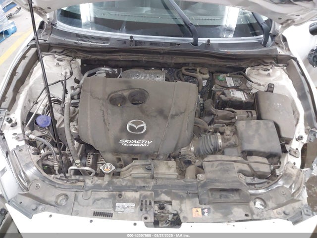 3MZBM1W71FM150158 Mazda pe