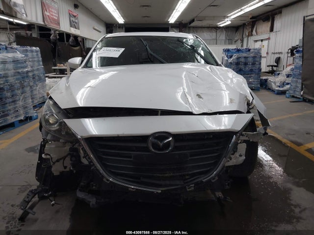 3MZBM1W71FM150158 Mazda pe