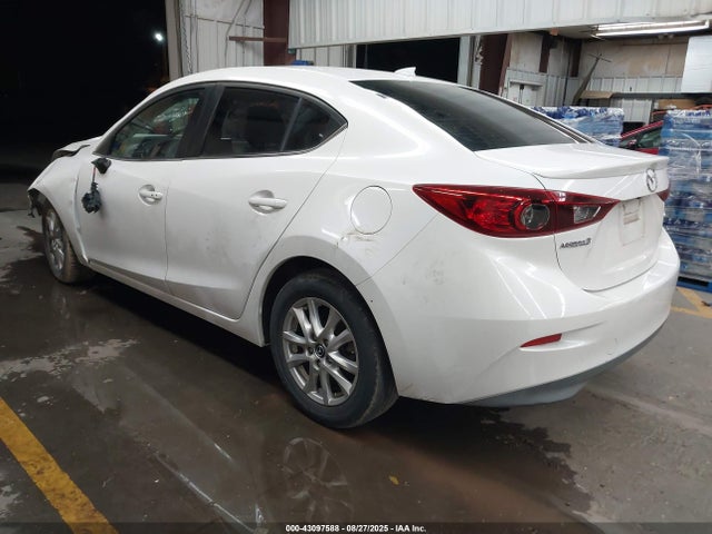 3MZBM1W71FM150158 Mazda pe