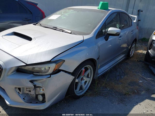 Subaru 2015 2015 JF1VA2L69F9805083 Image 2