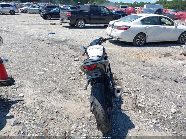 MH3RH06Y6FK007904 Yamaha Yzf-r3