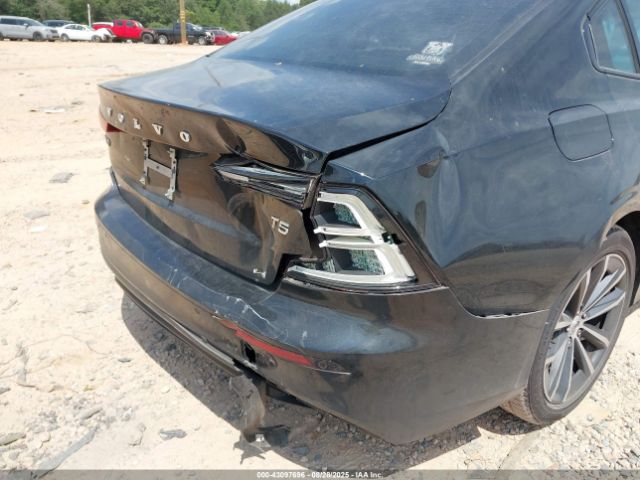 2021 VOLVO S60 7JR102FZ6MG123774 Photo 5
