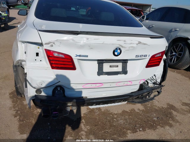 BMW 528I 2015 WBA5A7C51FD628280 Image 6