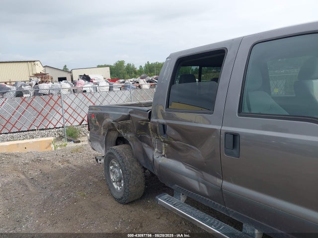 2011 FORD F-250 1FT7W2BT1BEB99940 Photo 5
