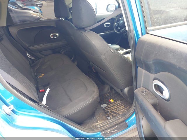 KIA g 2018 KNDJP3A58J7561275 Image 8