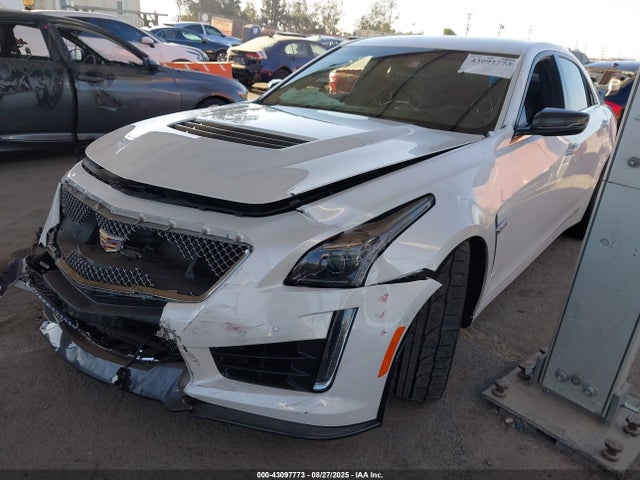 2018 CADILLAC CTS-V 1G6A15S63J0108438 Photo 1