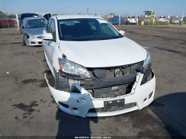 3N1AB7AP7FY305399 Nissan 2015