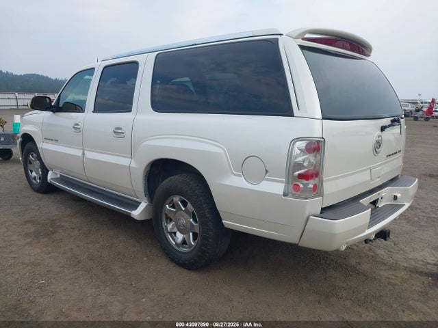 2004 CADILLAC ESCALADE ESV 3GYFK66N24G255108 Photo 2