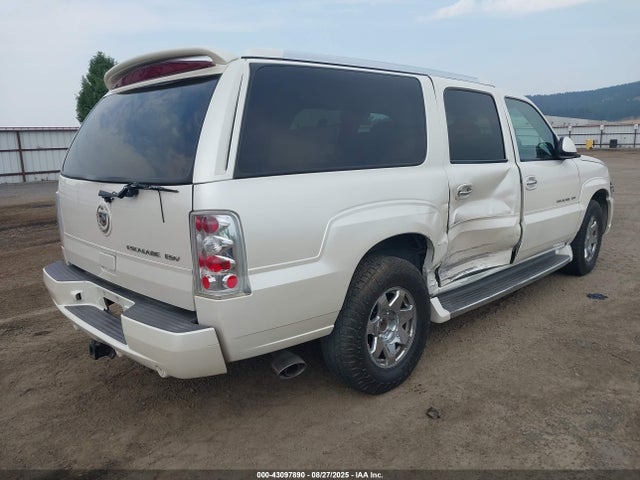 2004 CADILLAC ESCALADE ESV 3GYFK66N24G255108 Photo 3